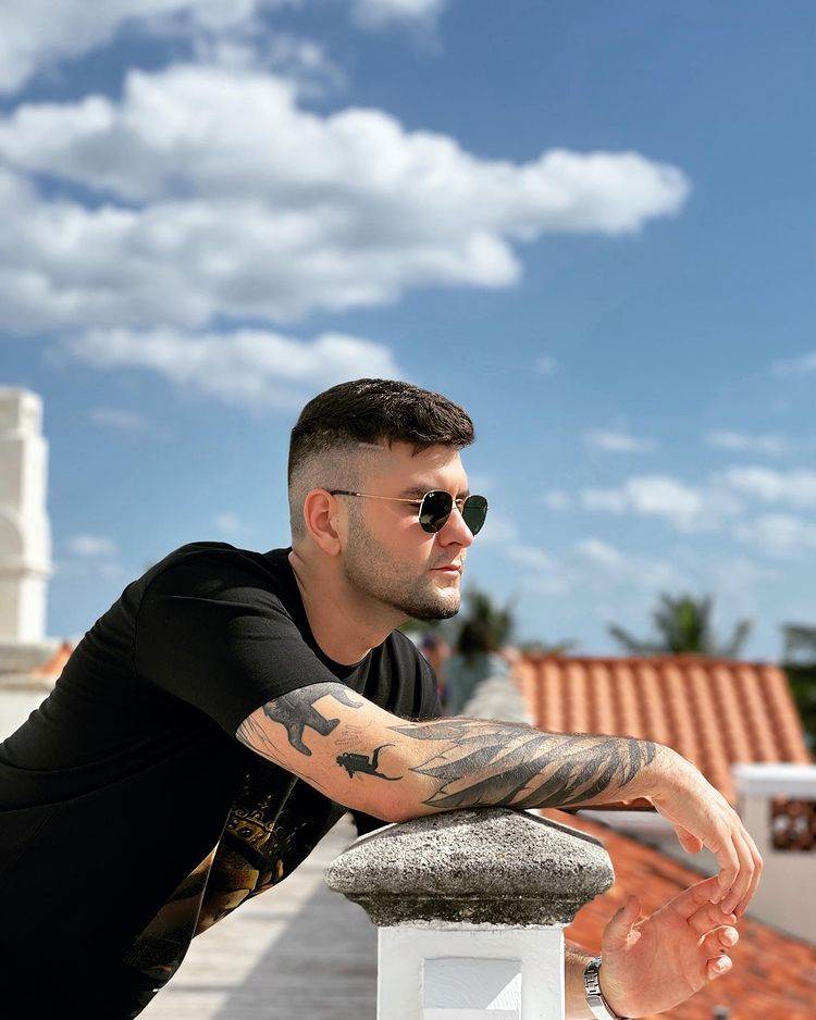 Ismael Hadžić brat je Sandija Pege