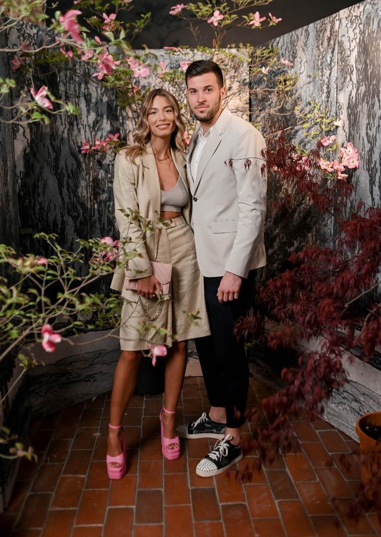 Elena Dizdar i Marin Jerčić bili su modno usklađeni na StoryBOOK partyju..jpg
