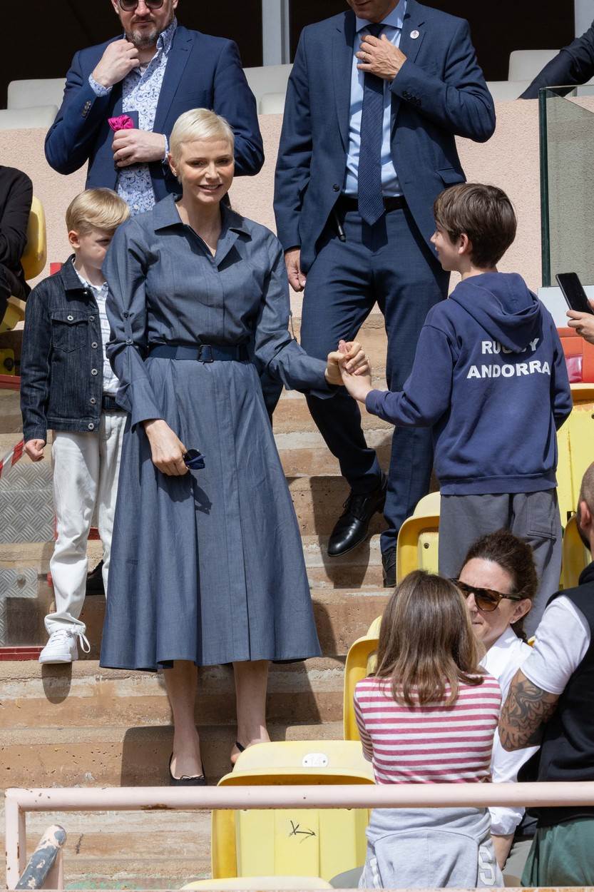 Princeza Charlene se vratila s liječenja