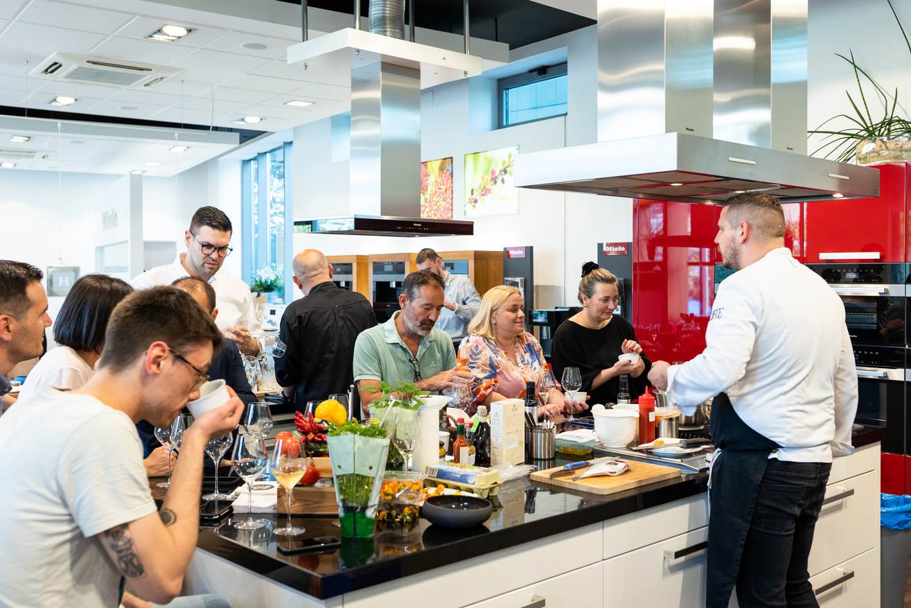 JRE Mastreclass restoran Badi