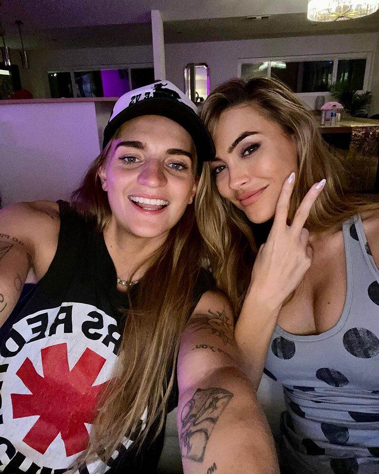 Chrishell Stause i G Flip