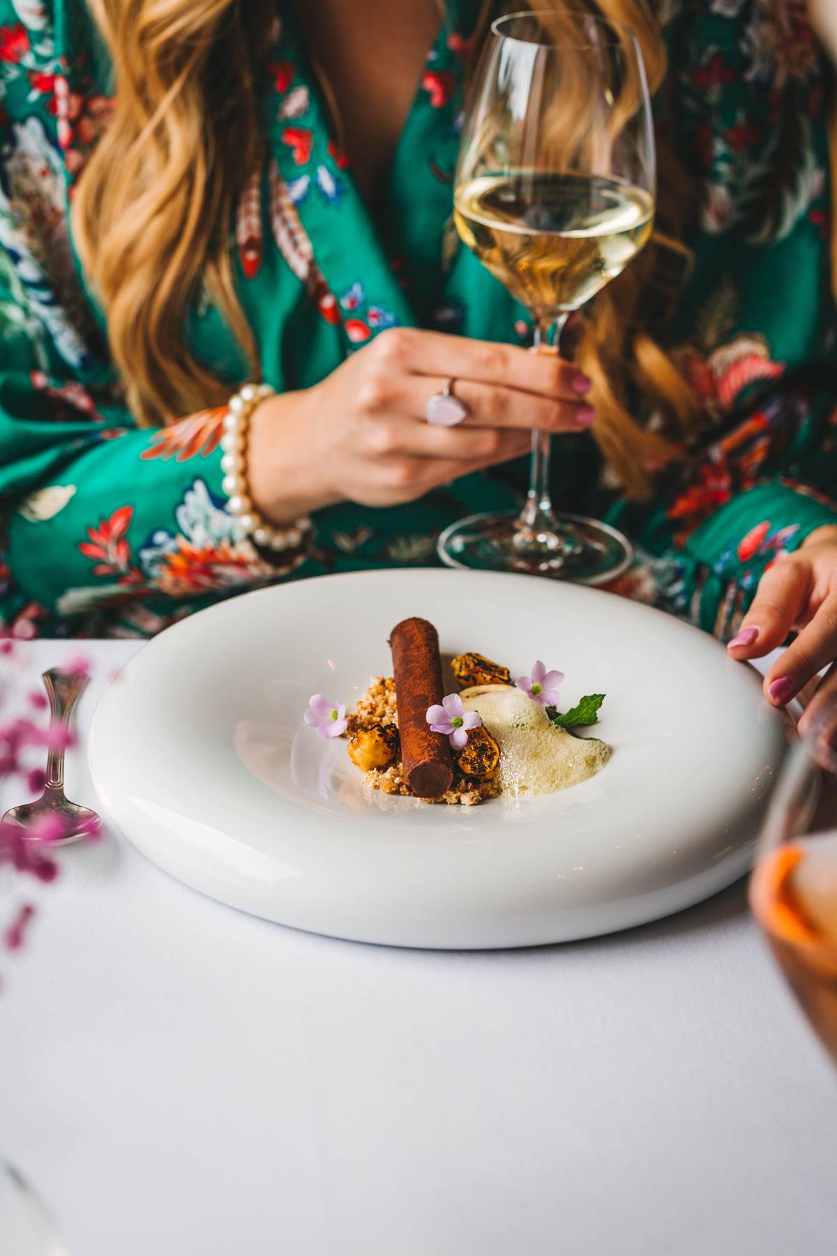 Čoko truffles, pjenica od maslinovog ulja .jpg