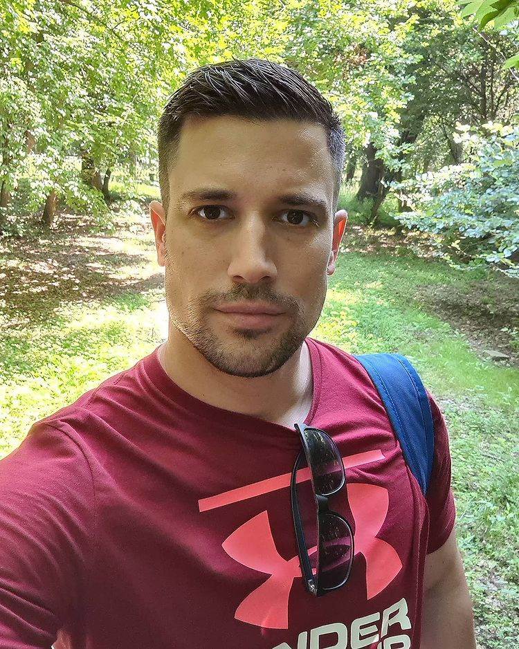 Vasilije Vujović najzgodniji je srpski liječnik