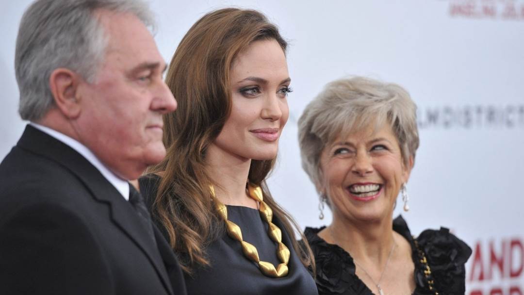 angelina i jane pitt.jpg