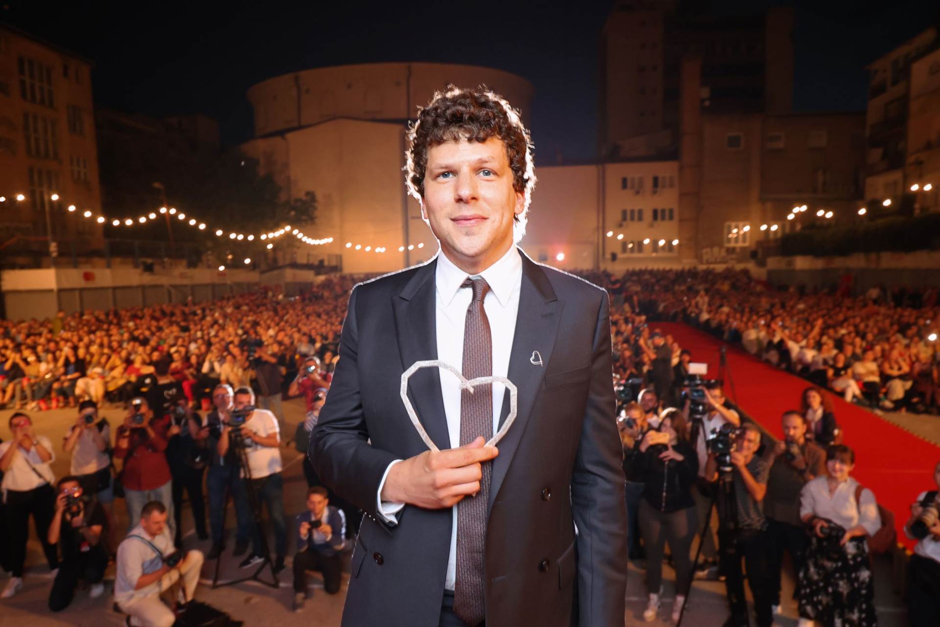 Jesse Eisenberg (4).jpg