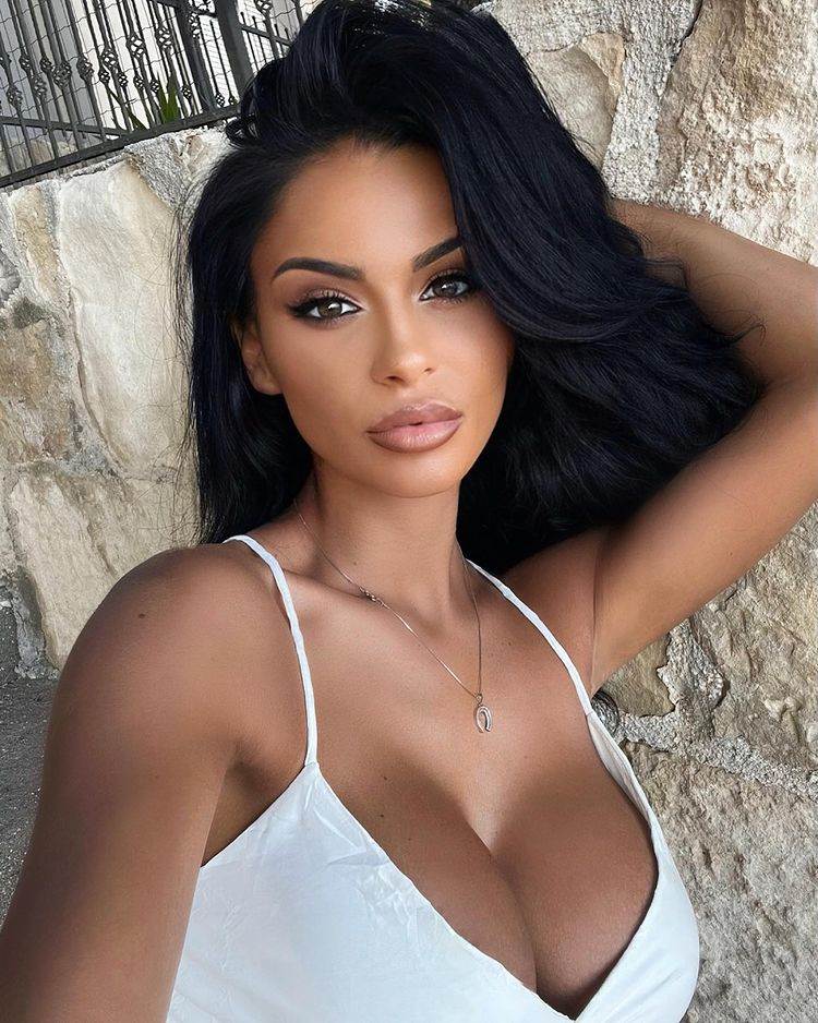 Anđela Šimac i Lirim Kastrati zajedno su dobili kćer