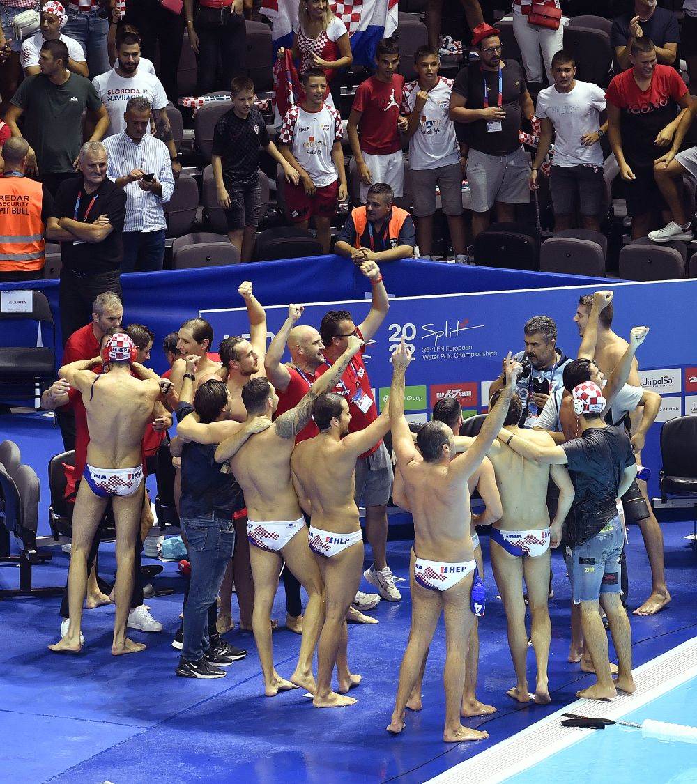 Kolinda Grabar Kitarović navijala za Barakude