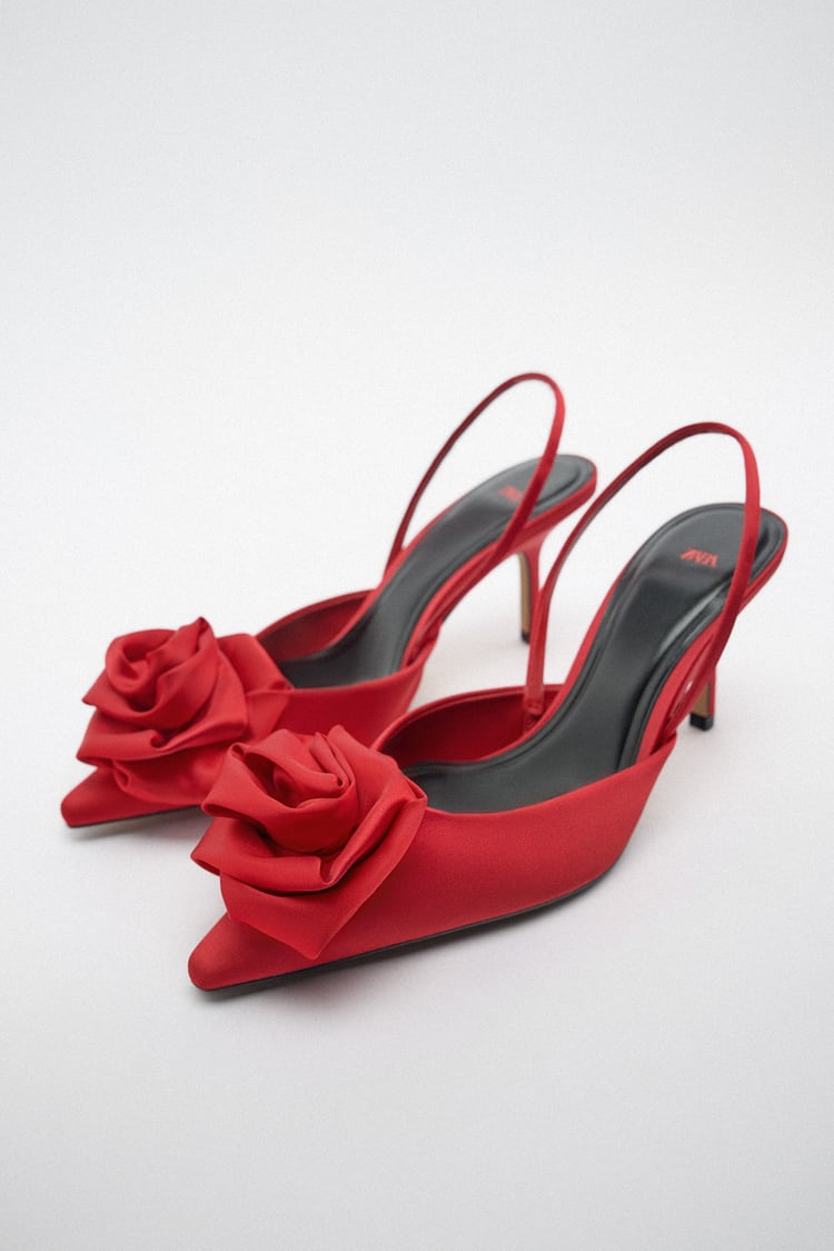 Slingback štikle s ružom