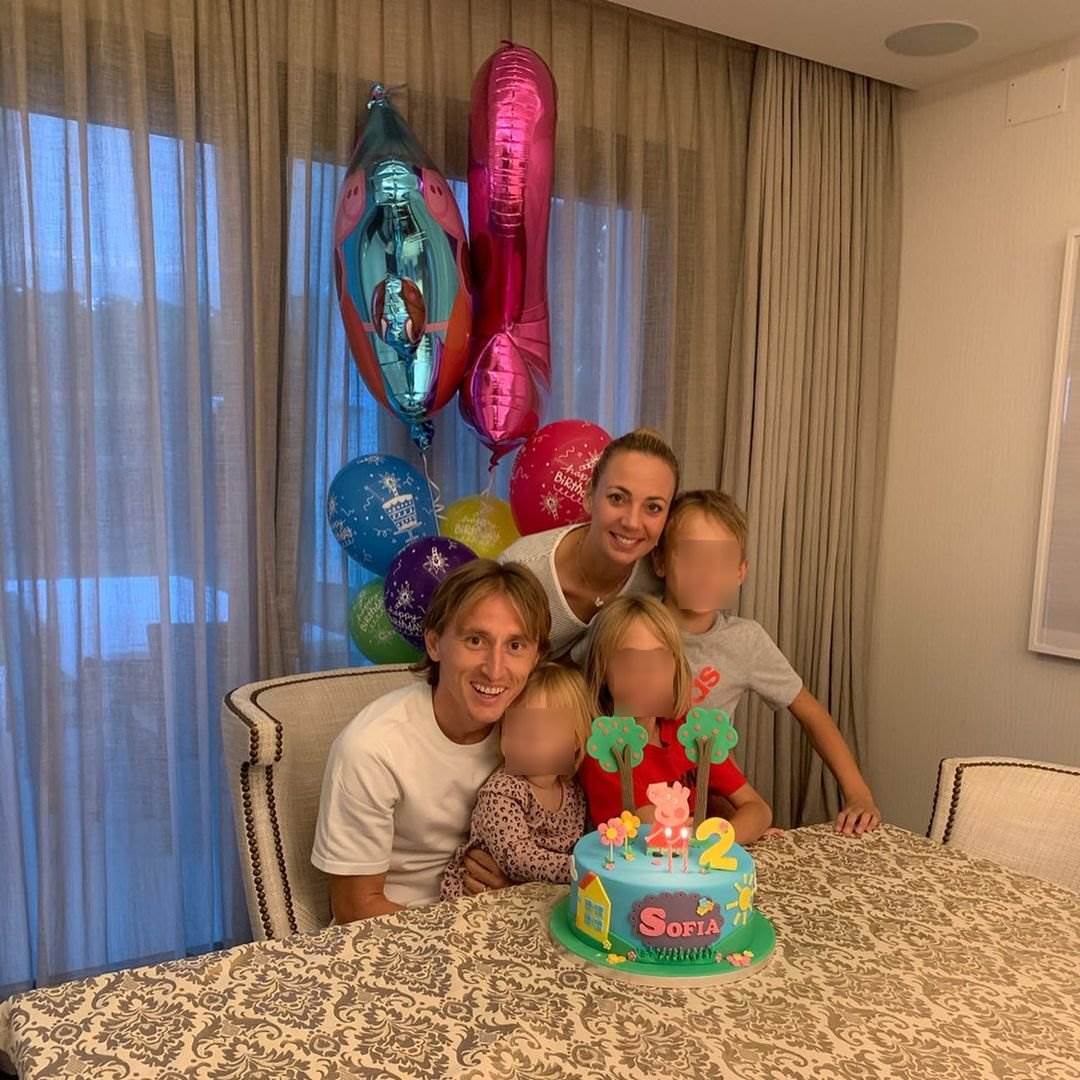 Sofia Modrić, Ema Modrić, Ivano Modrić, Vanja Modrić i Luka Modrić