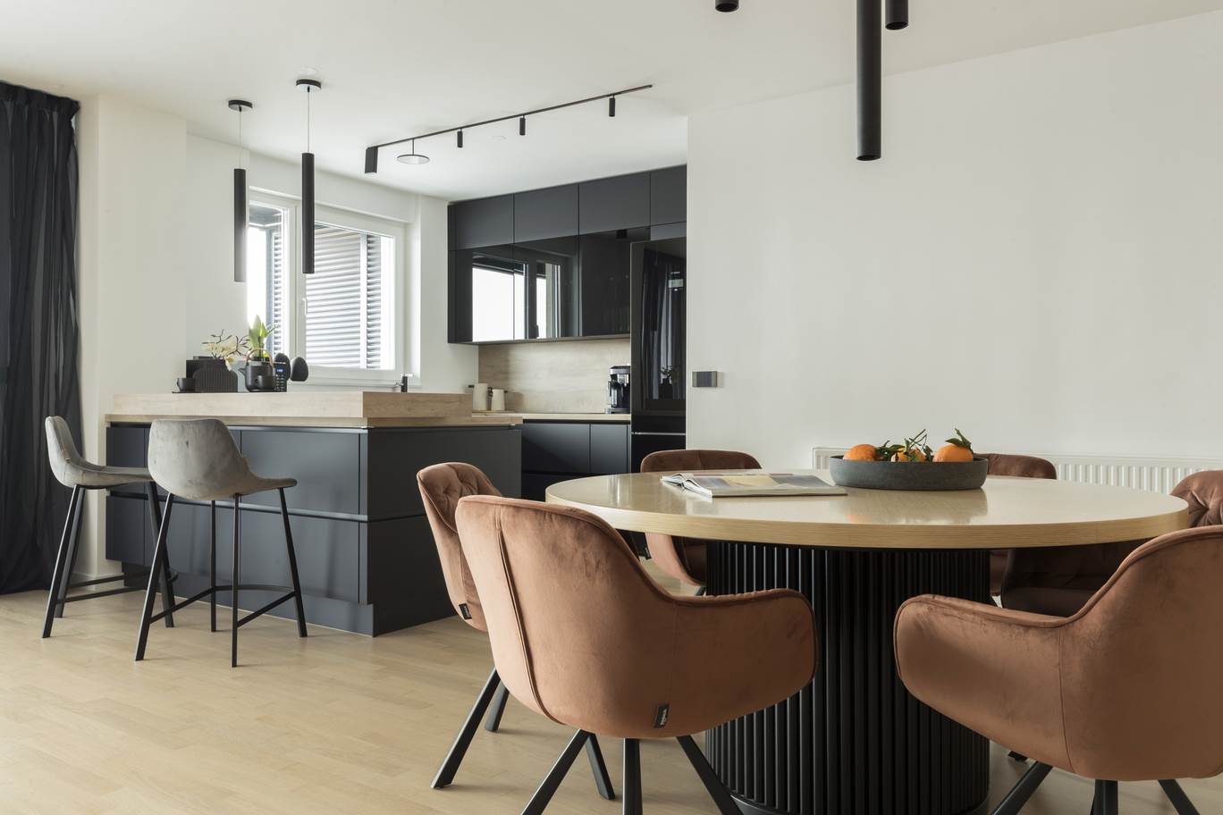 Crna je nova bijela Mirjana Mikulec interijeri (14).jpg