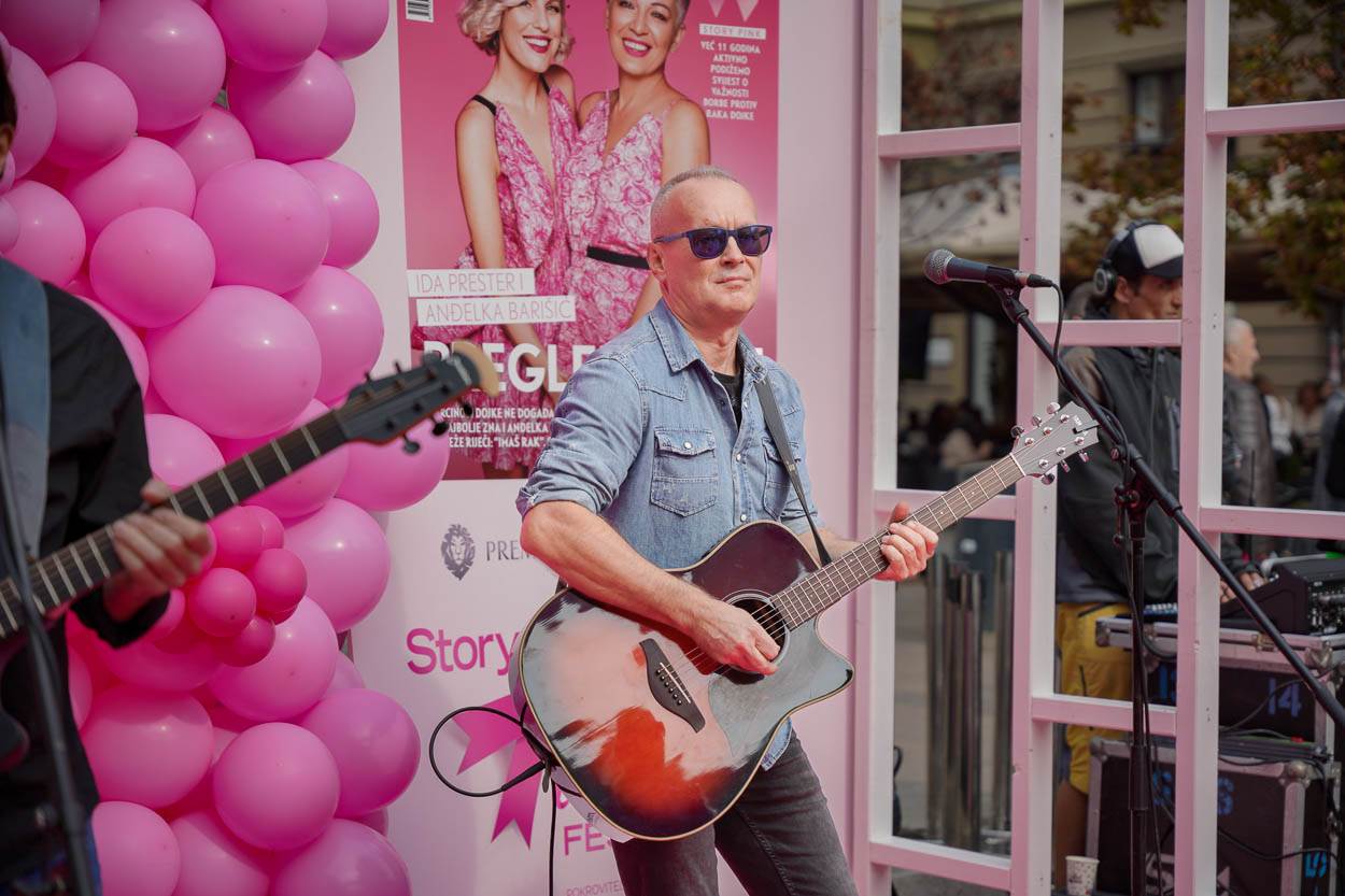 Story Pink Fest
