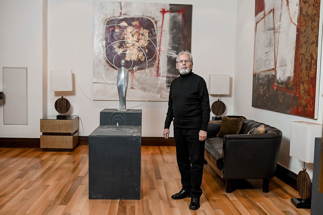 Akademski kipar Pero Jelisić.jpg