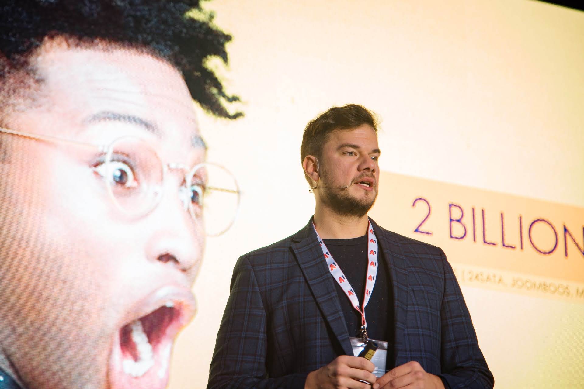 Matej Lončarić, Joomboos.jpg