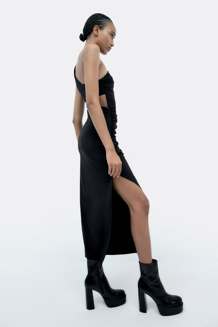 Asimetrična drapirana haljina