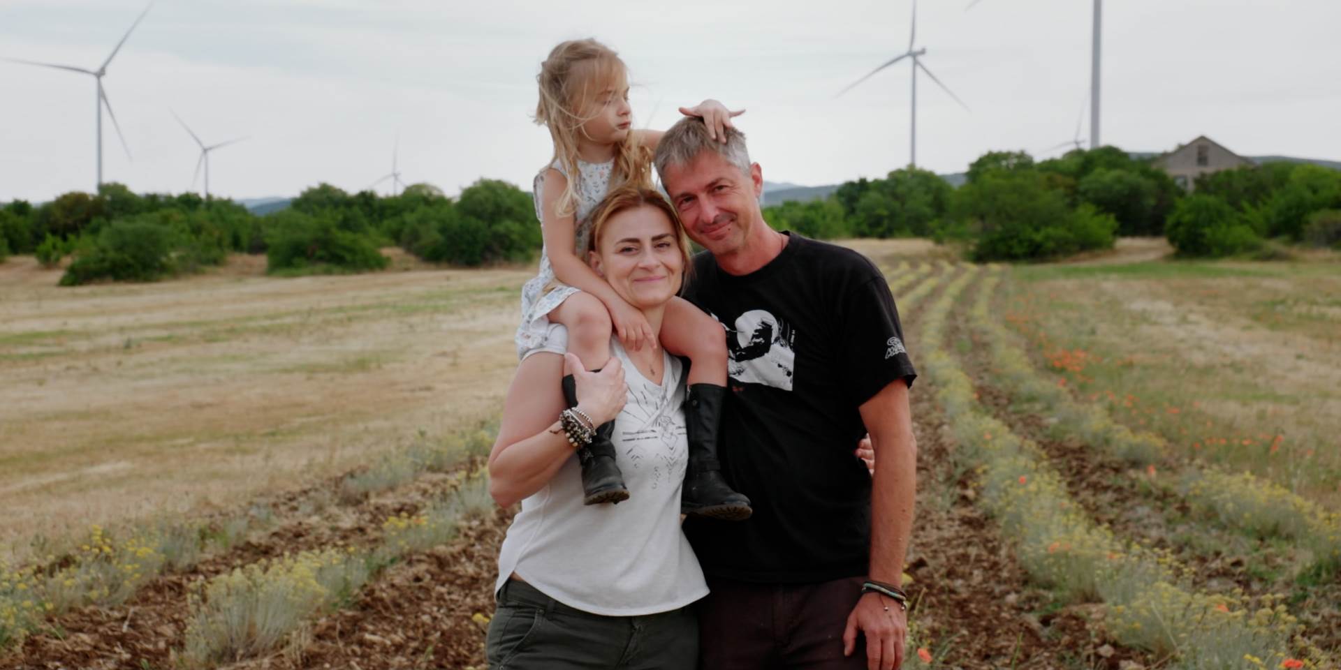 Brankica Borović s obitelji_uzgoj smilja i farma magaracaEP2.jpg