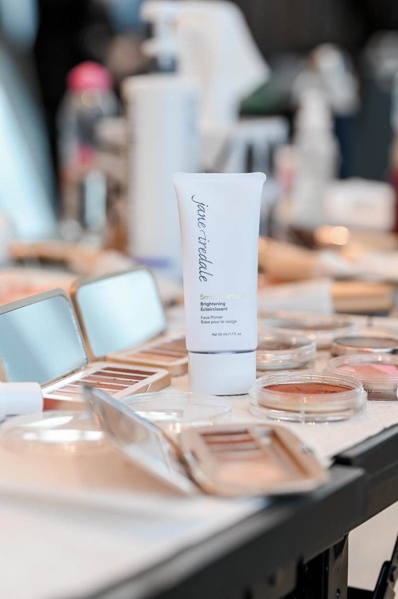 Luksuzni brend Jane Iredale čine linije proizvoda s čistim mineralnim sastojcima