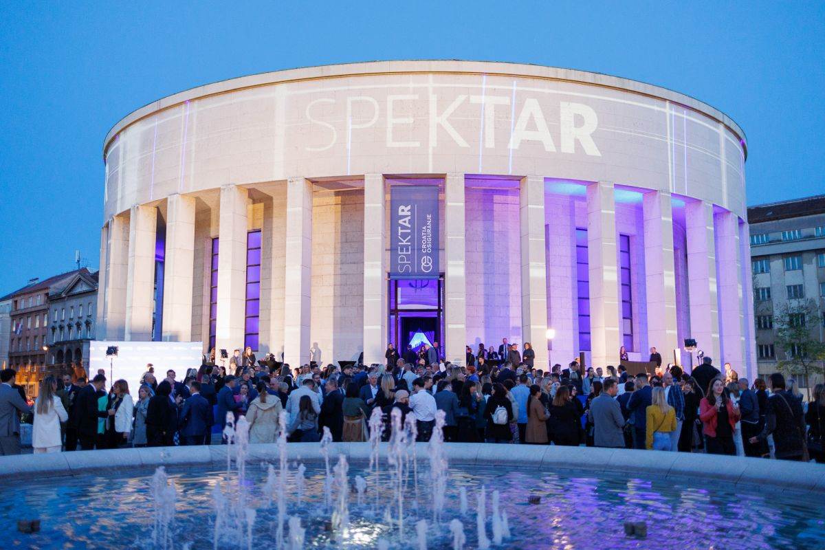 Predstavljanje Spektra.jpg