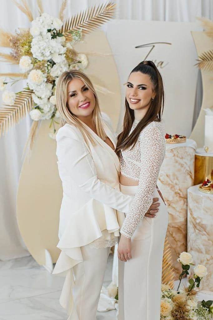 Ana Čagalj i Katja Ukušić