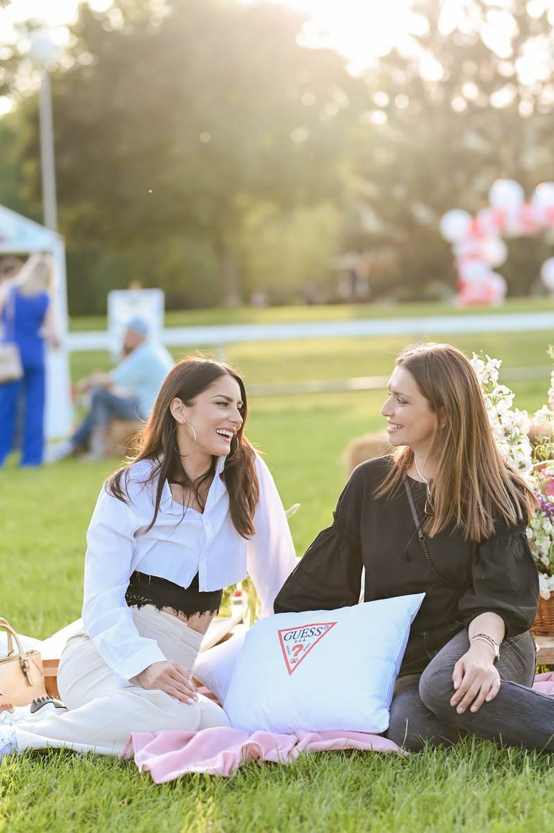 GUESS (223).jpg