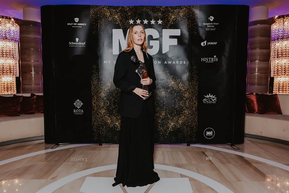 Simona Antonović.jpg