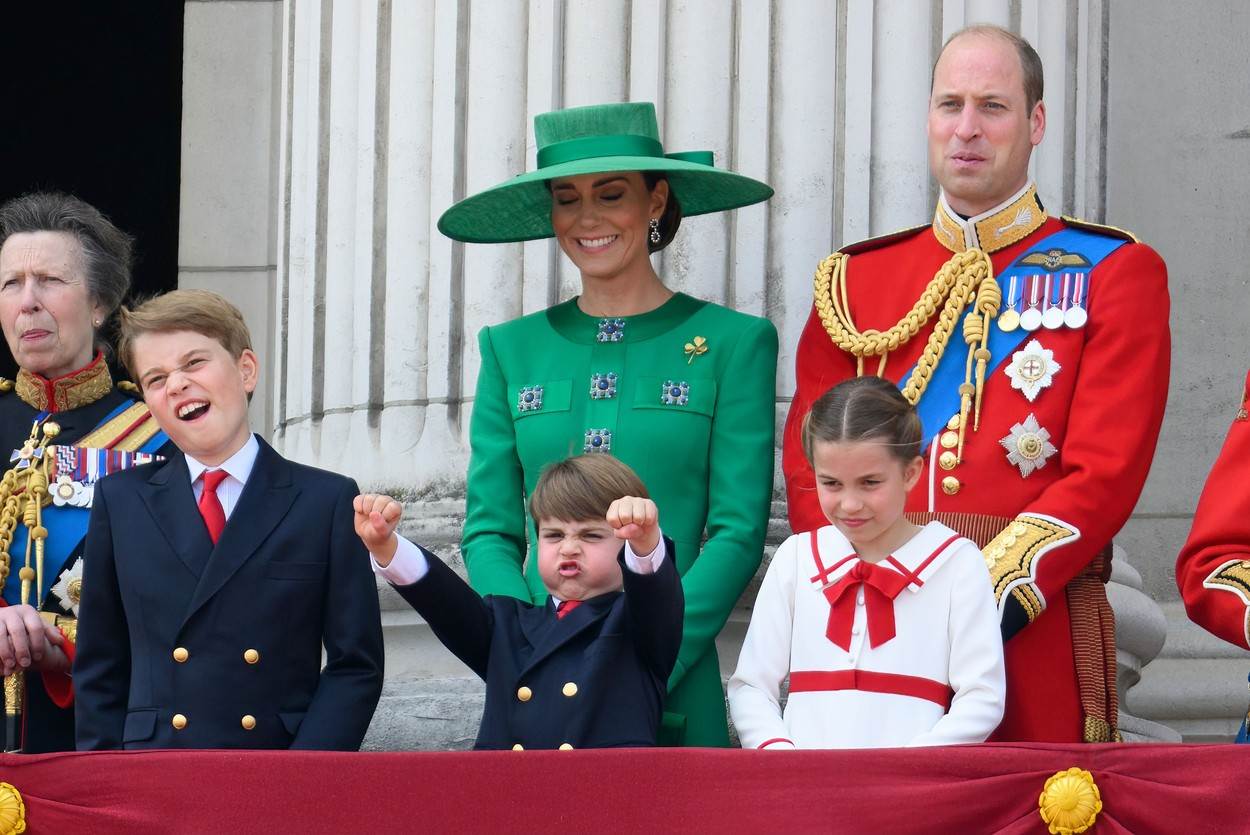 Kate Middleton i princ William s djecom