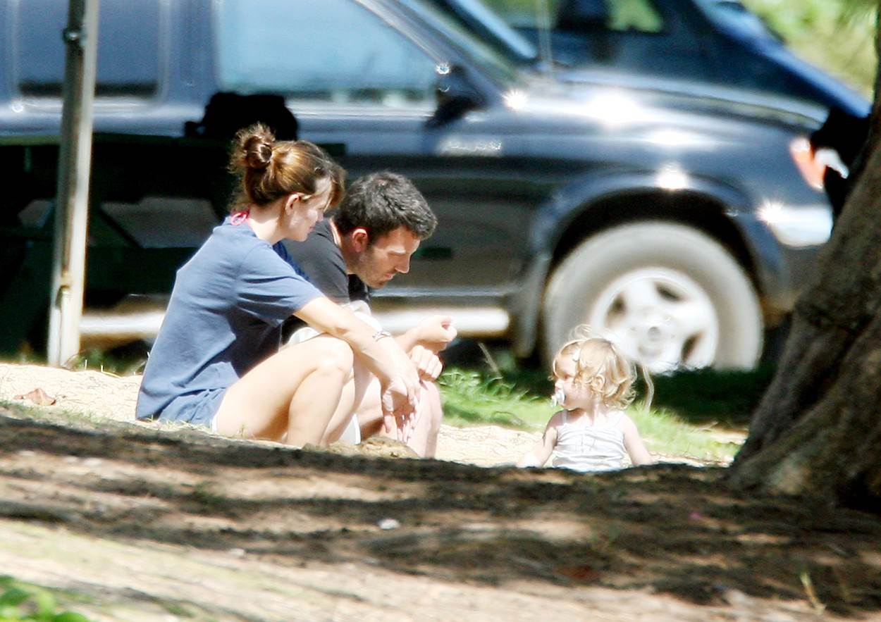 Ben Affleck u zagrljaju bivše supruge Jennifer Garner