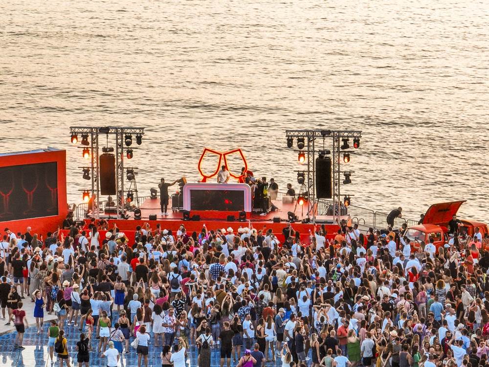 Suset in a glass 1.jpg