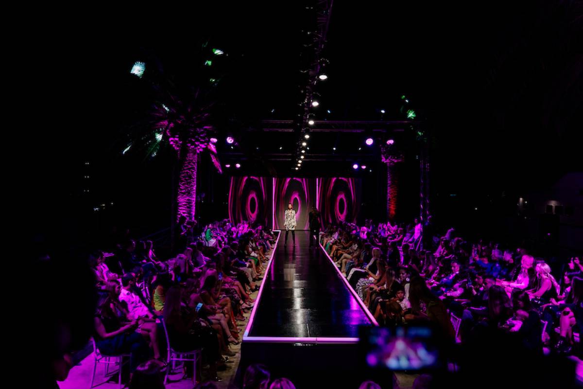 PINKO revija FW 23_37.jpg