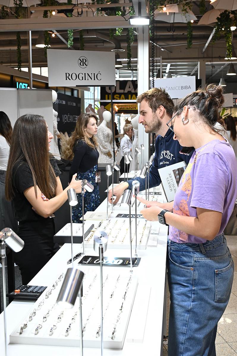 Zlatarnica i draguljarnica Roginić.JPG