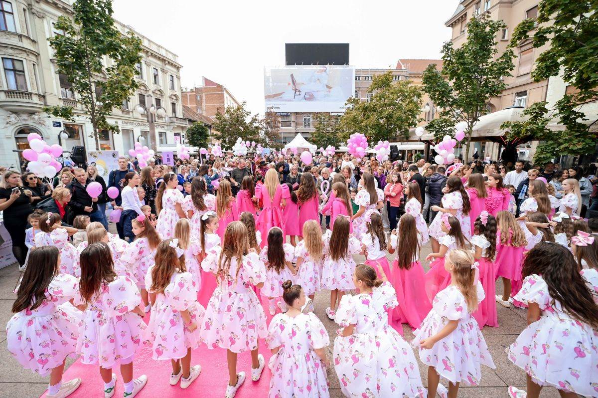 Story PINK 2023 web_RG (39).JPG