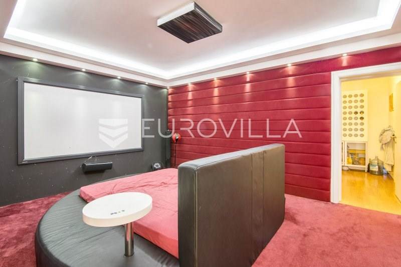 Stan Ive Šarić i Jerka Leke (4).jpg