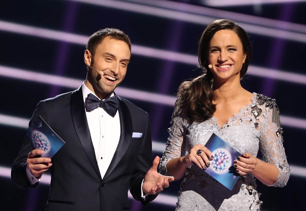 Što su odjenule Malin Åkerman i Petra Mede u drugoj polufinalnoj večeri Eurosonga? 