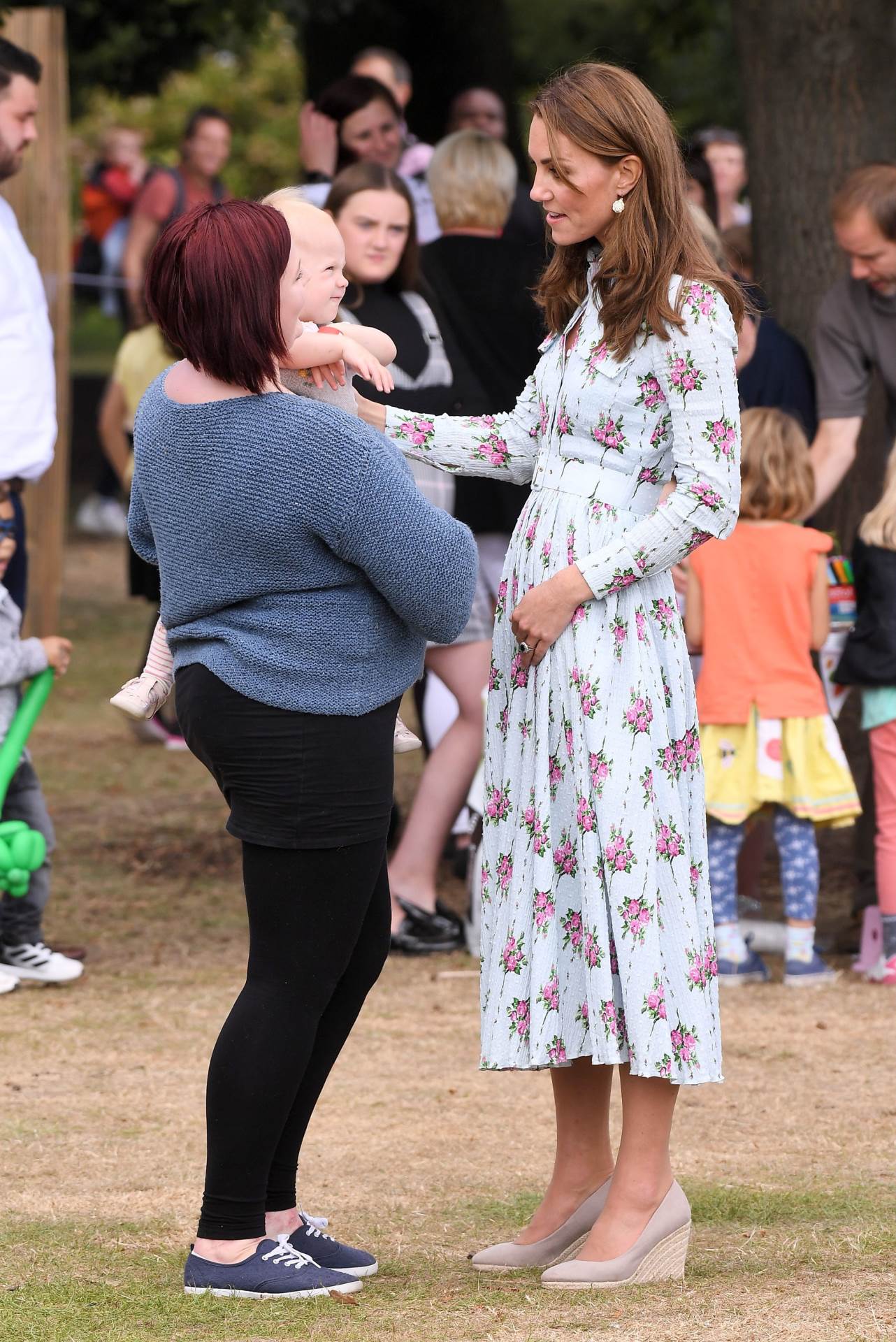 Kate Middleton zasjala s naušnicama od 10 kn i cipelama od 100 kn
