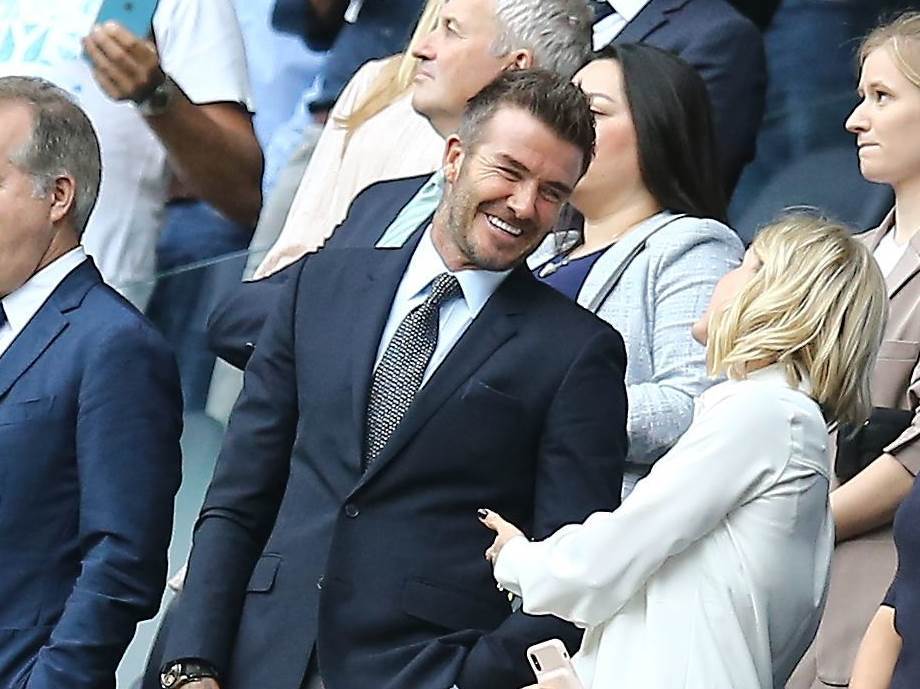 David Beckham sjajno se zabavljao u društvu nepoznate plavuše