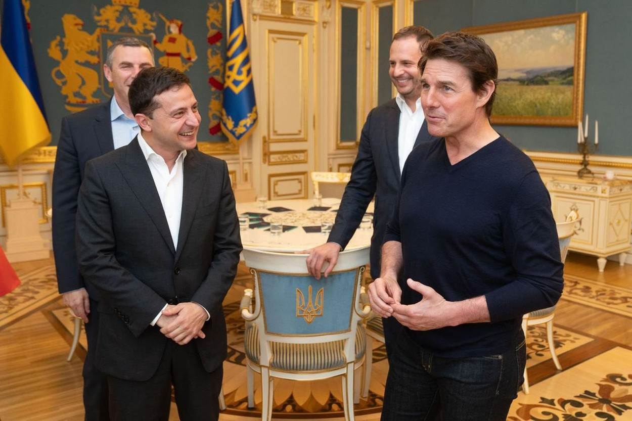 NAKON DUGO GODINA Emotivan susret za Toma Cruisea