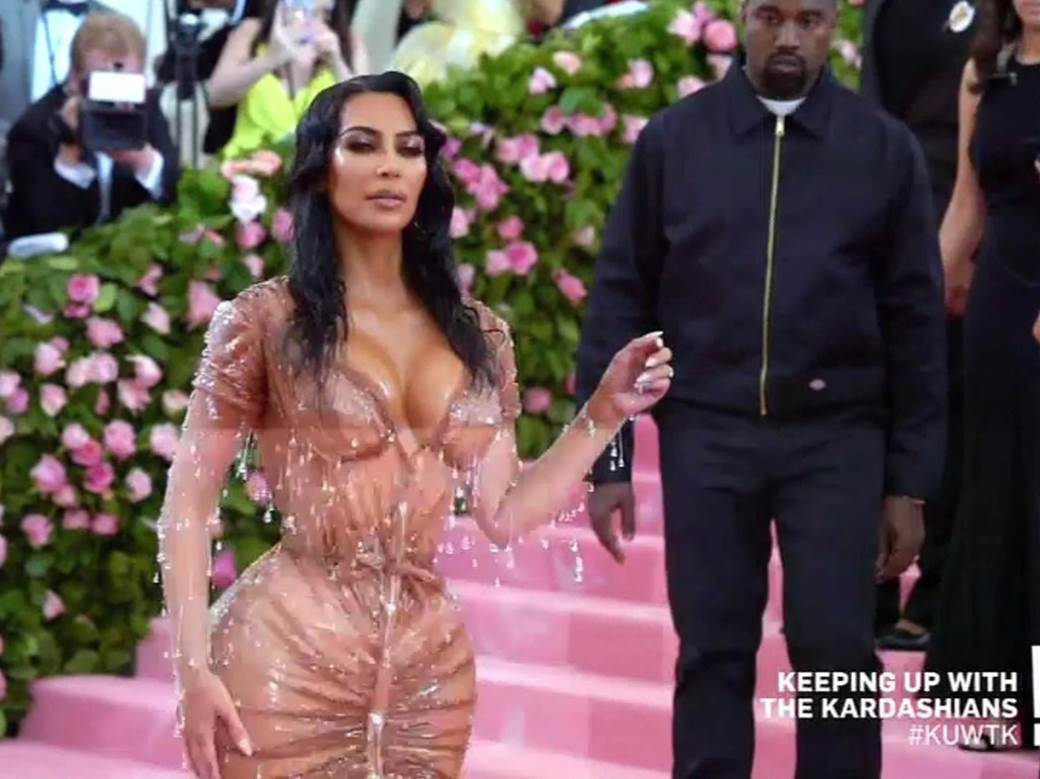 Kanyea naljutila preizazovna haljina Kim Kardashian