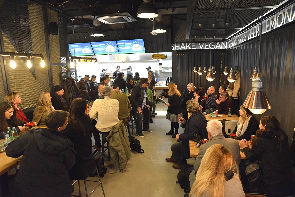 Otvoren prvi slovenski burger bar Lars&Sven u zagrebačkom Branimir mallu