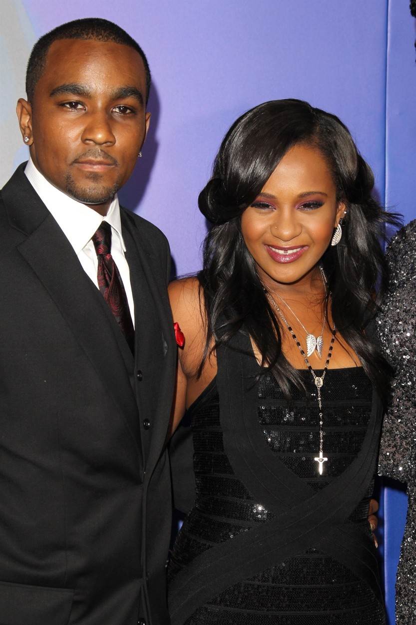 Preminuo posvojeni sin Whitney Houston koji je bio zaručnik njezine kćeri