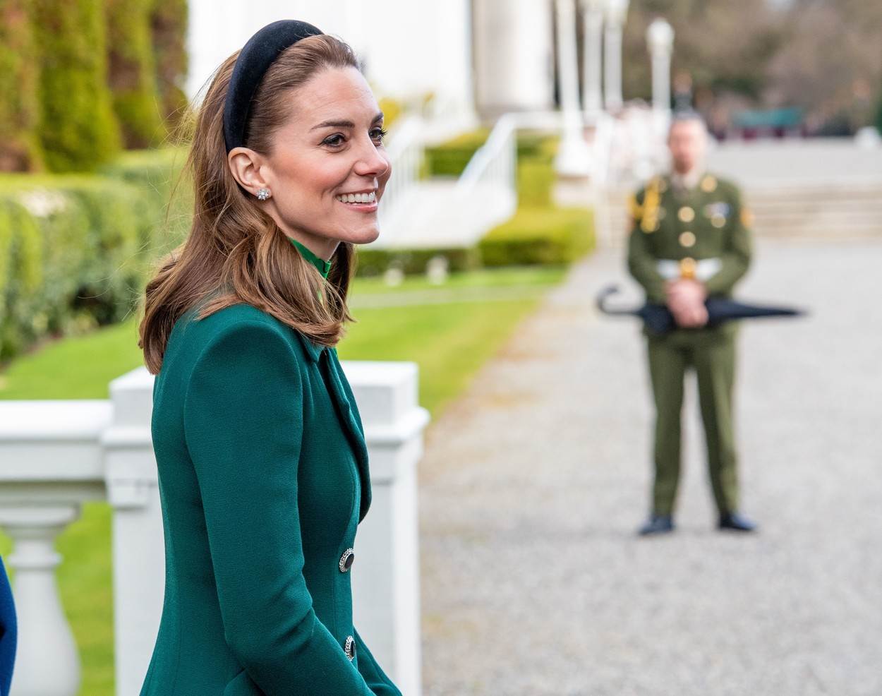BEZ IDEJE Kate Middleton posudila haljinu princeze Beatrice