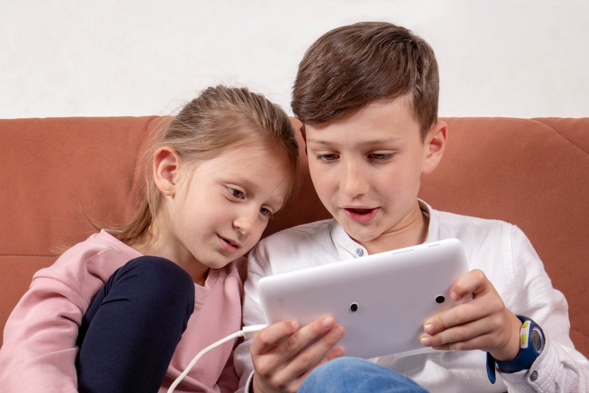 IZOLACIJA Djeca i ekrani - na što obratiti pozornost?