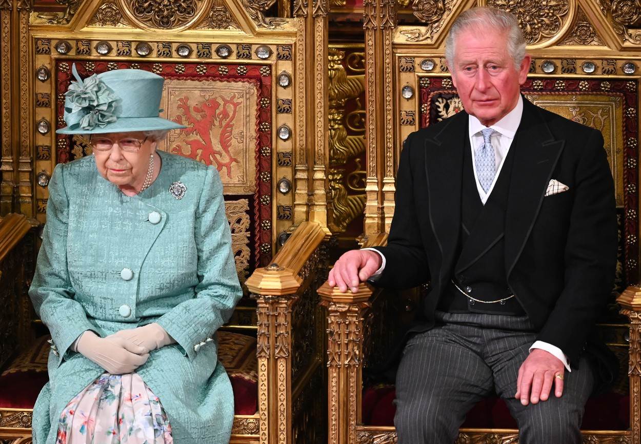 NAREDBA KRALJICE Princ Charles podnio papire za razvod?