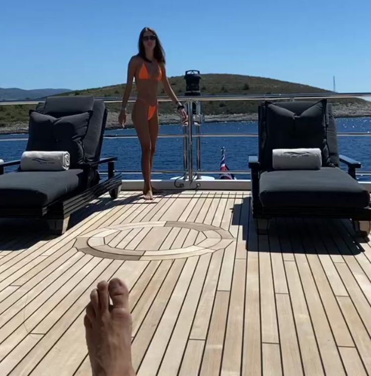 'Kralj Instagrama' stigao u Hrvatsku jahtom punom golišavih djevojaka