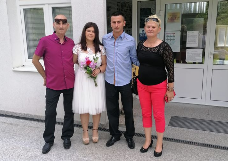 Oženio se Dušan iz 'LJNS': 'Upoznali smo se na Facebooku'
