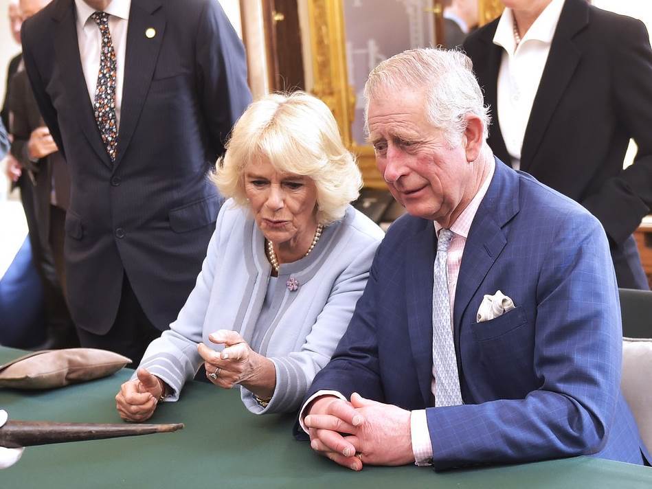 Camilla ostavila Charlesa dva dana nakon Philipovog sprovoda?