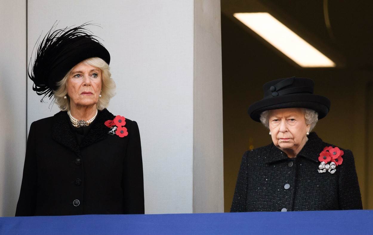 TRI TEŠKE DIJAGNOZE Kraljica Elizabeta neće dočekati kraj godine?