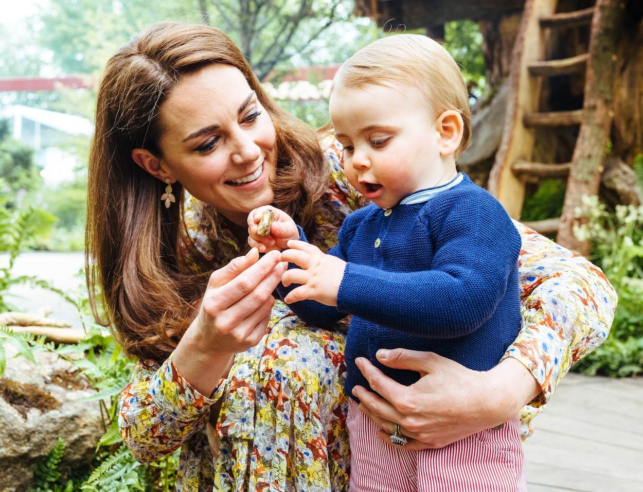Kate Middleton rodila je svoje treće dijete, princa Louisa u travnju 2018.