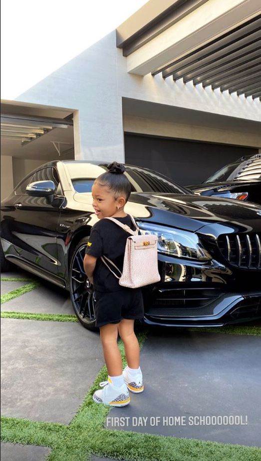 Kylie Jenner dvogodišnjoj kćeri poklonila torbu od 77 tisuća kuna