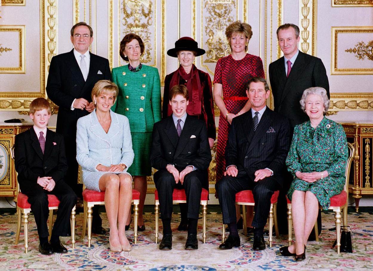 Kako se Diana zbog Charlesa osramotila na prvi Božić s kraljevskom obitelji