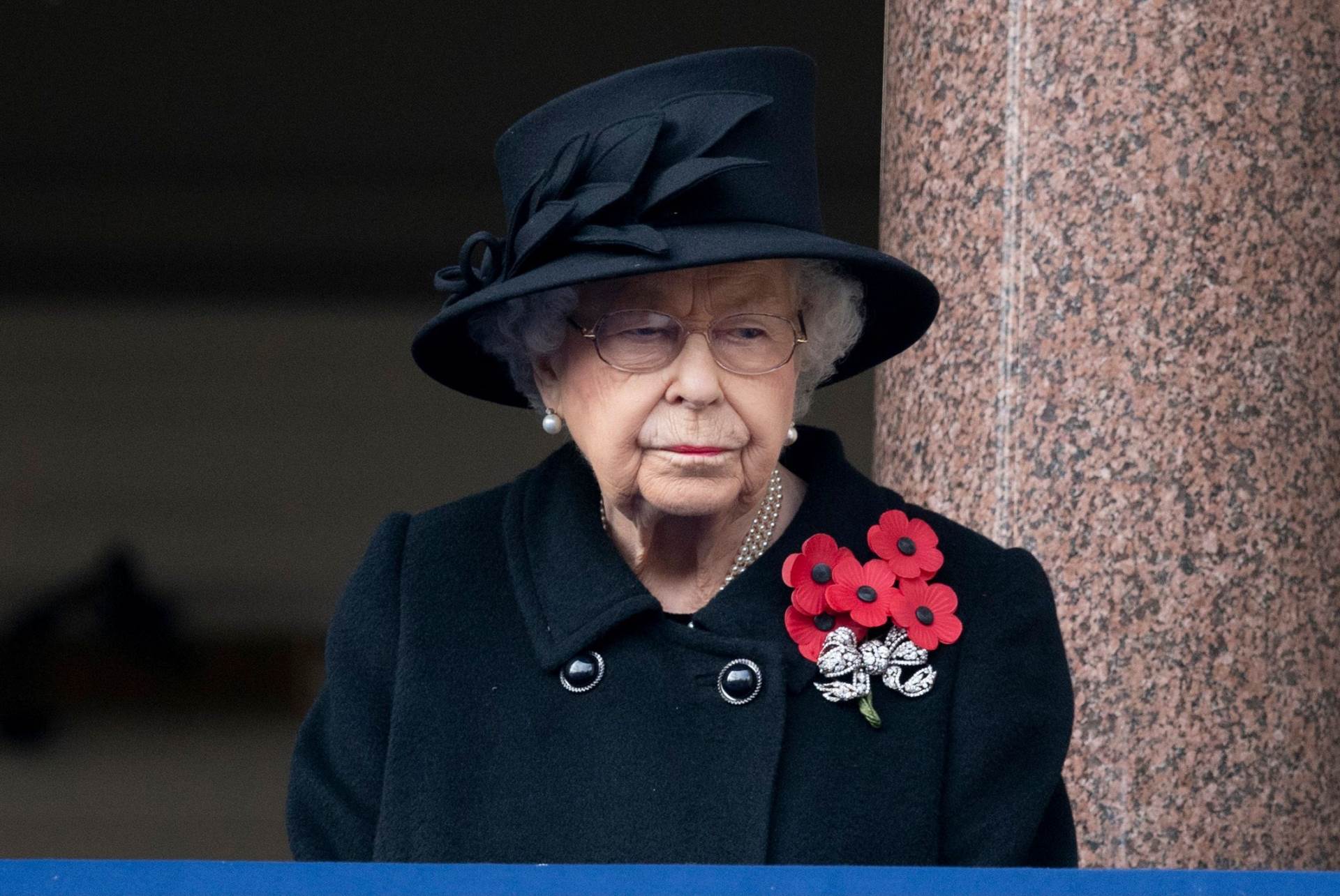 Naslovnica šokirala svijet: 'Kraljica ima još nekoliko mjeseci života'