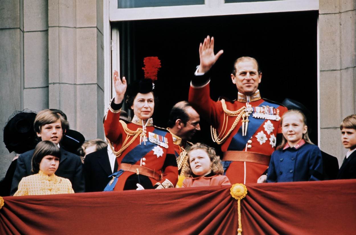 MOLI ZA OPROST Princ Philip priznao kraljici da ju je prevario